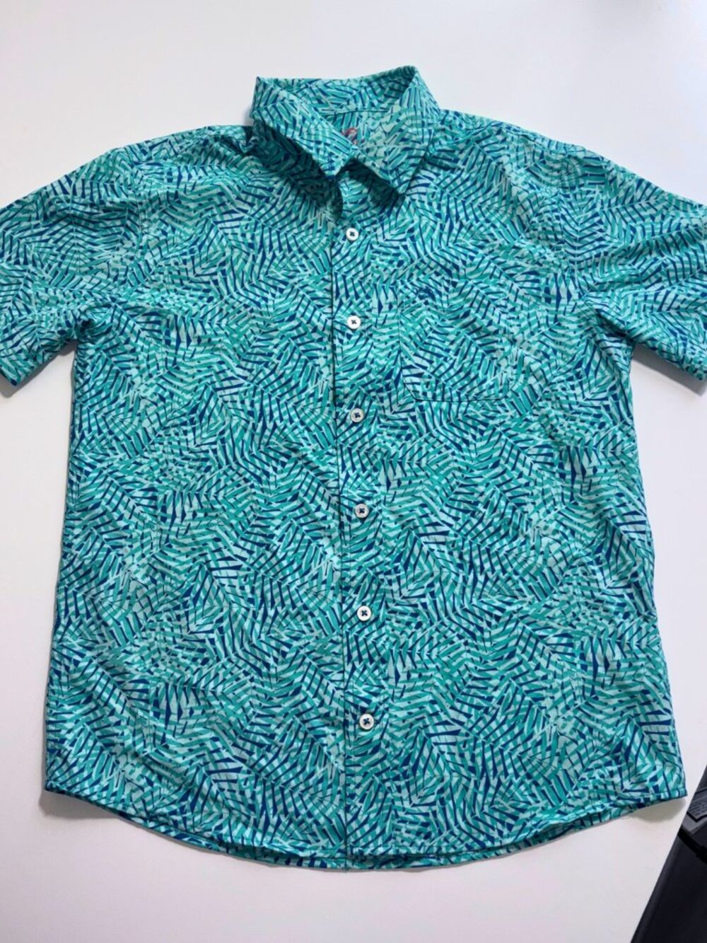 Boys Southern Tide Tropical Print Short Sleeve Button Shirt size L (12-14)
